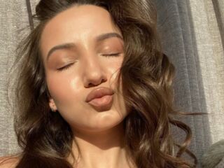 naughty chat room DinaSweeny