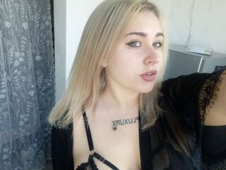 chat room live sex cam DinahSalimas