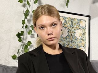 adult webcam chat DonellaAndra