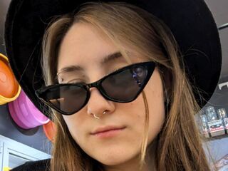 hot webcam video EasterCaris
