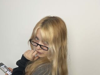 chat room cam EloiseGow