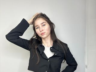 sexy camgirl ElwynaBeste