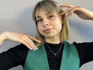 extreme EmelineBurrough