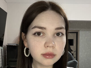 hot striptease web cam EmiliRoyzi