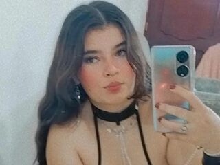 webcam striptease show EmilyEvanzz