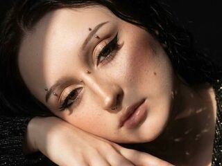 nude camgirl photo EmmaBlissa