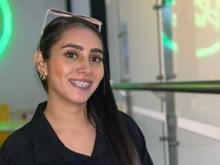 camwhore spreading pussy EscarlethSwith