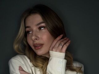 hot strip tease web cam EvaEllees