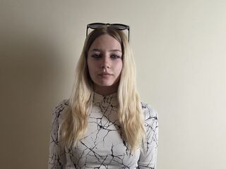 naked webcam girl EvelynReynaga
