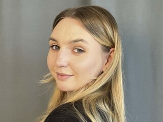 cam babe FloraBrenden