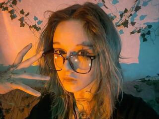 hot webcam video FloraMuse