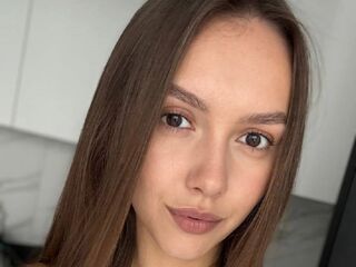 sexy webcamgirl pic GeralynSchuck