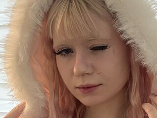 camgirl fingering bald pussy GrazynaShehata