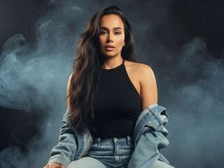 camslut fingering shaved pussy HarperSwift