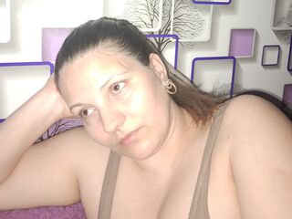 webcamgirl chat room HelaHapy