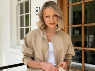 naughty cam girl HelenLewiss