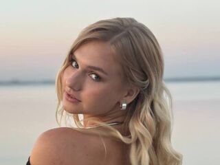 naughty web cam HelenPetrini