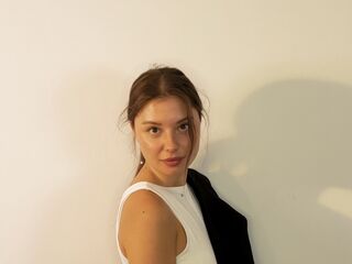naked webcam girl picture HilaryMcgrath