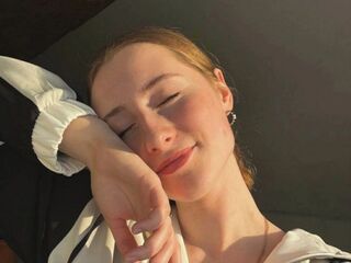 fingering girl cam IrmaWoods