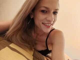 webcamstripper IsaaBella