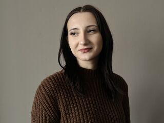 naked girl with webcam fingering pussy JacquiVetri