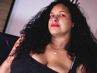 nude webcamgirl JanizMonroy