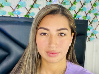 live chat room KaatheAdams