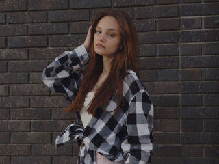 camgirl playing with dildo KaiKiening