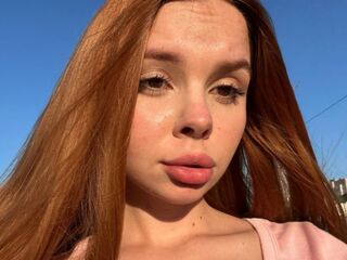girl sex cam KarinaSavastru