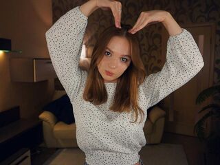 sexy live cam girl KelsiLuciani