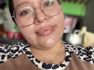 camgirl playing with sextoy KelyJhoana