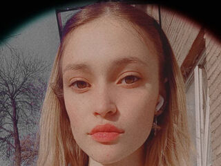 free webcam chat room KendalSommella