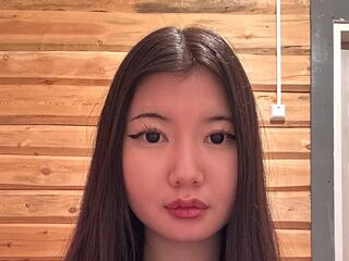 hot cam girl masturbating with sextoy KenishaFaylor