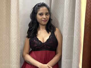 naked cam girl masturbating with sextoy KiaraMuse