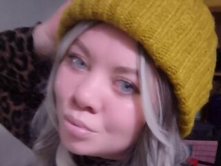 porn webcam KiraMimi
