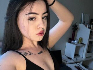 free webcam chatroom KitaTomson