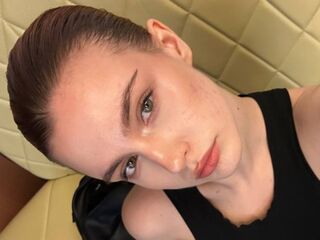 voyeur cam KlaraGogins