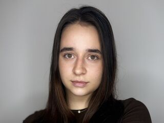 hot girl webcam video KristanKhiev