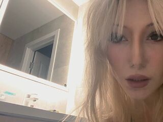 fingering webcamgirl KristiiLake