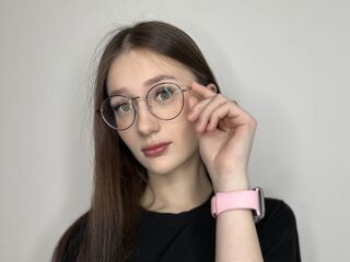 naughty cam girl masturbating with dildo LatriciaSuet