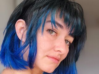 camgirl video chat room LauraCastel