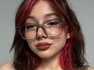 hot striptease web cam LessyGrayce