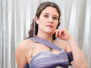 fingering girl LiaSannin