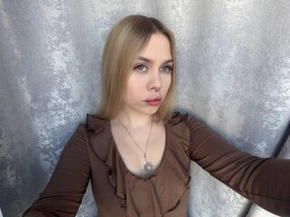 fingering girl webcam picture LilianaCross