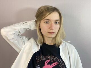 girl chatroom LinnieBlackner