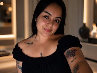 masturbating cam girl LizyFlores