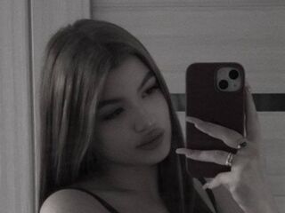 hot cam whore LoraineLutton