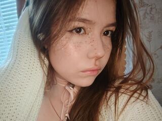 nude cam girl pic LouannMuench