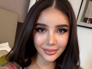 sexy live girl LucciaSantos