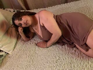 hot cam girl masturbating with sextoy LunaBoticelli